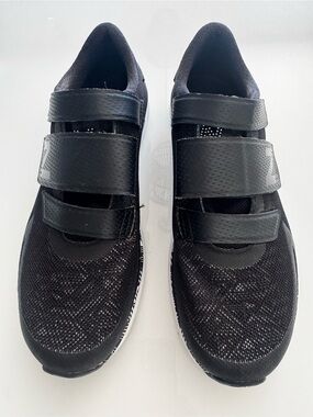 New Balance Women’s Indoor Cycling Shoes Black Shimano SPD Cleats Included